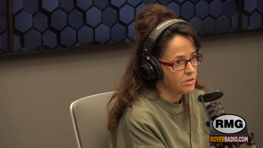 Rover's Morning Glory - Duji could be the biggest liar on the show!